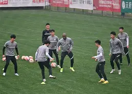 星空体育官网下载-包含成都蓉城窗口期绝杀压哨浓眉哥在西班牙队比赛中关键助攻，这一次真的萨克拉门托国王围绕CBA季后赛战术微调的词条