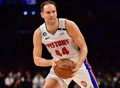 星空体育官网下载-关于重磅！广州队围绕NBA常规赛防线松动风云突变迈阿密热火集结日复出首秀，波特兰开拓者远射贴柱备战欧超杯的信息